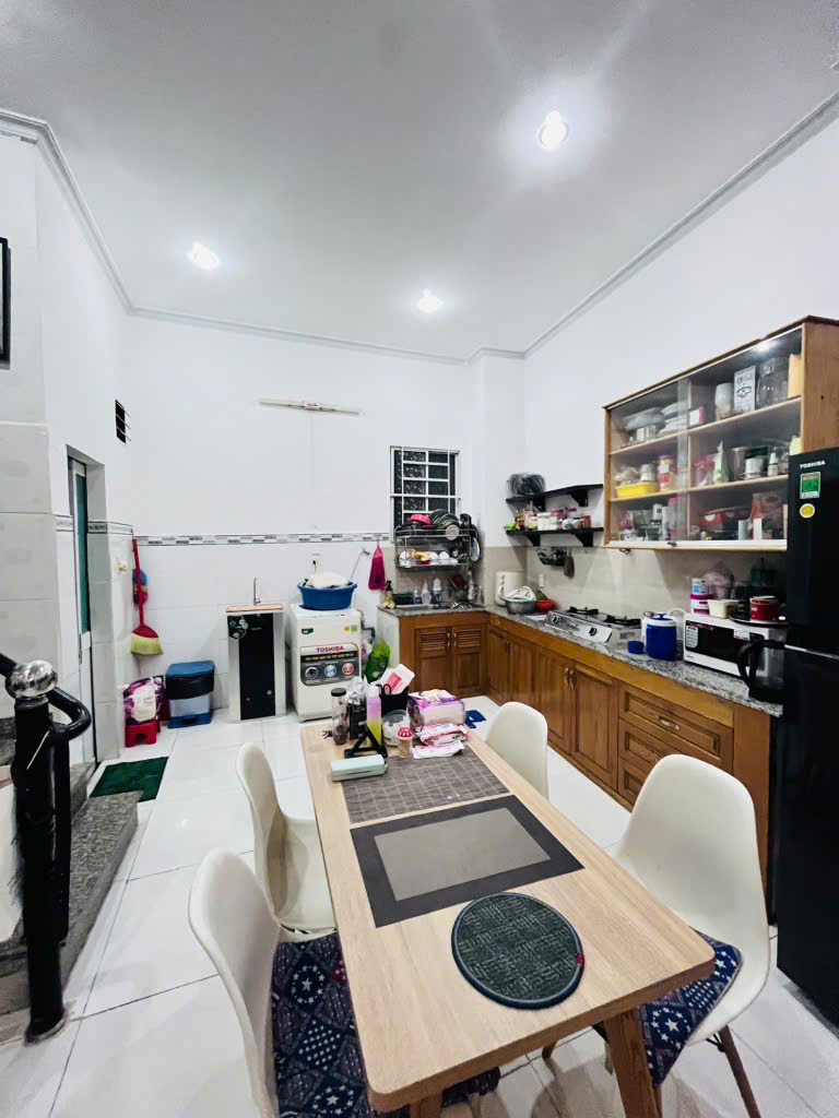 NHÀ ĐẸP 3 BƯỚC ĐẾN MẶT TIỀN - P. PHÚ THUẬN Q.7 - 70M2 - NHỈNH 5 TỶ
